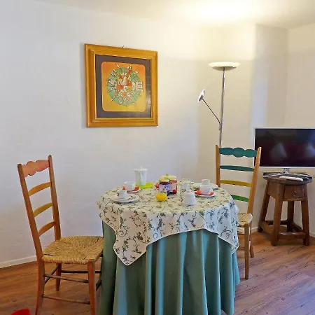 Apartment Chesa Rossa By Interhome *