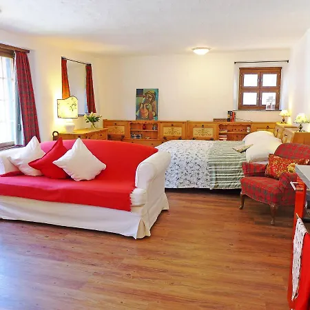 Apartment Chesa Rossa By Interhome Bever